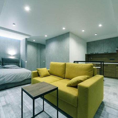 Hotrent Olympic Apartment Kiev Bagian luar foto